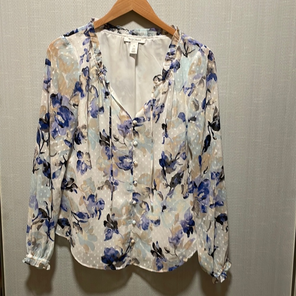 White House, Black market, pull over blouse